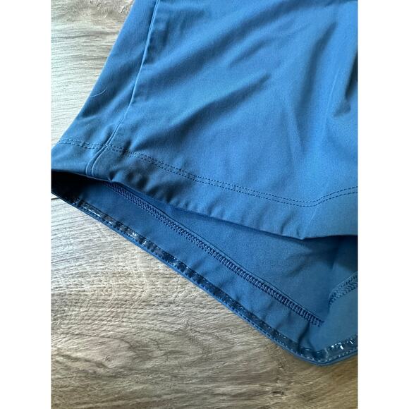 Tracksmith Bell Lap Blue Shorts size Large - Picture 3 of 9